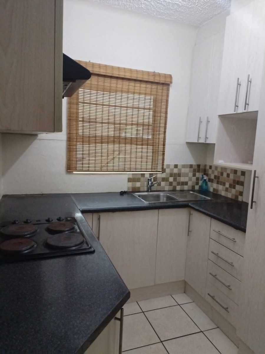 1 Bedroom Property for Sale in Port Elizabeth Central Eastern Cape